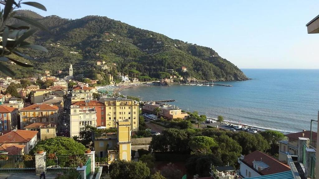 La Terrazza Sul Mare Apartment Леванто Екстериор снимка