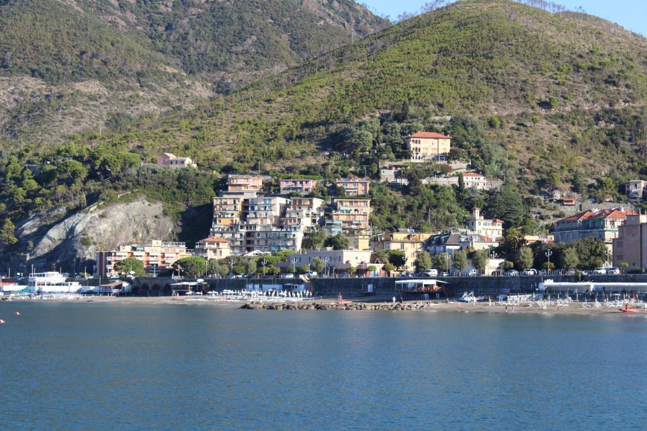 La Terrazza Sul Mare Apartment Леванто Екстериор снимка